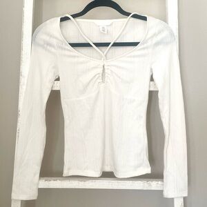 H&M fitted keyhole halter neck white top​​​​​